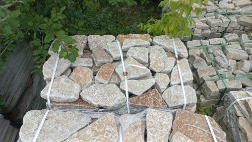 Гранитный плитняк галтованный для парковки купить в Снежинске