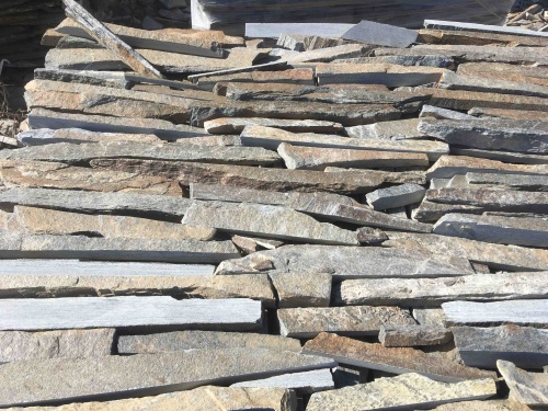 Горбушка златолит мультиколор для облицовки купить в Снежинске