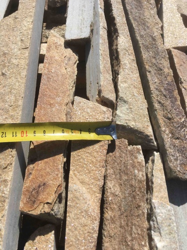 Горбушка златолит золотистый для облицовки купить в Снежинске