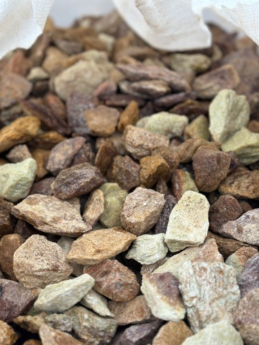 Златолит персиковый декоративная каменная крошка купить в Снежинске