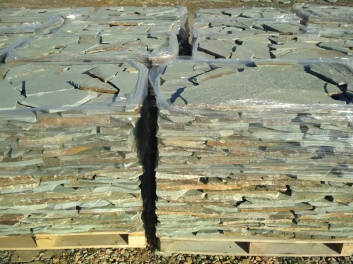 Плитняк златолит зелёный для цоколя, отмостки купить в Снежинске