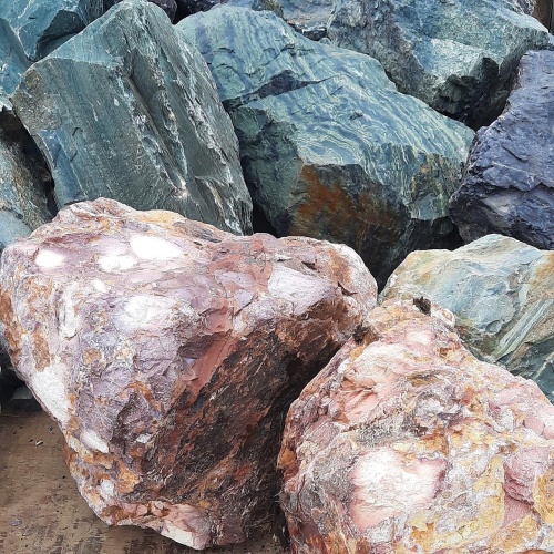 Ландшафтные глыбы красно-фиолетовые 200-1000 килограмм купить в Снежинске