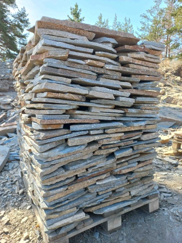 Плитняк златолит серебристый для цоколя, отмостки купить в Снежинске