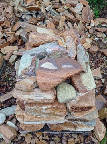 Златолит жёлтый, жёлто-зелёный глыбки и валуны для ланшафтного дизайна купить в Снежинске