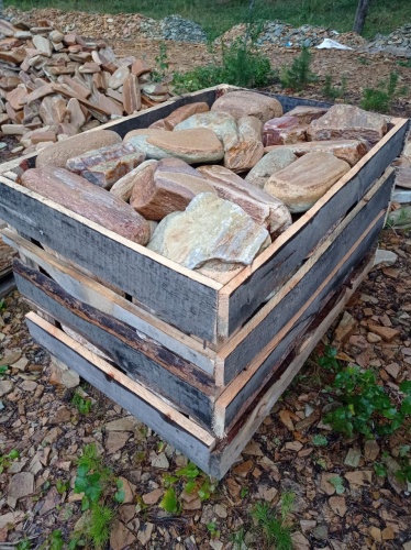 Златолит жёлтый, жёлто-зелёный глыбки и валуны для ланшафтного дизайна купить в Снежинске