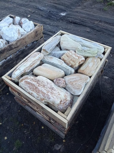 Златолит жёлтый, жёлто-зелёный глыбки и валуны для ланшафтного дизайна купить в Снежинске